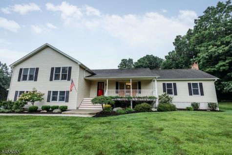 7 Twin Pond Road Montague NJ 07827