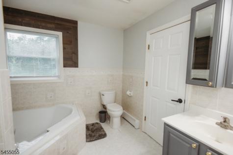 7 Twin Pond Road Montague NJ 07827