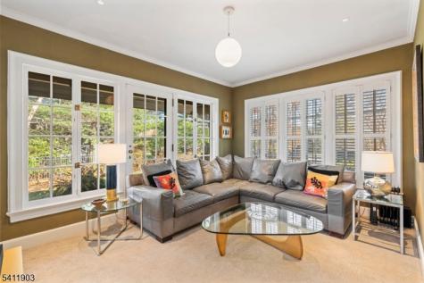 474 Park Street Montclair NJ 07043
