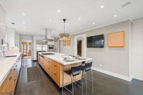 474 Park Street Montclair NJ 07043