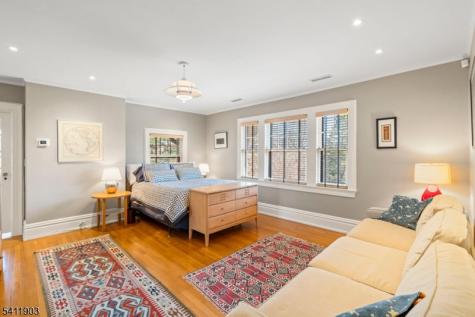 474 Park Street Montclair NJ 07043