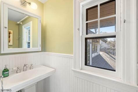 474 Park Street Montclair NJ 07043