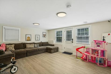 2 Tuers Place Montclair NJ 07043