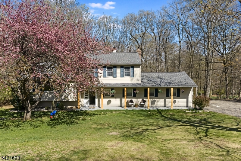 16 Crest Drive Washington NJ 07853