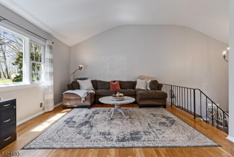 16 Crest Drive Washington NJ 07853