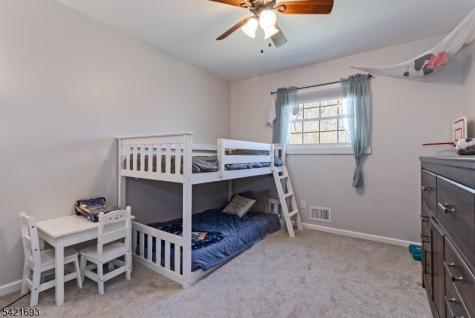 16 Crest Drive Washington NJ 07853