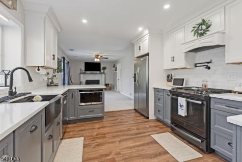 16 Crest Drive Washington NJ 07853