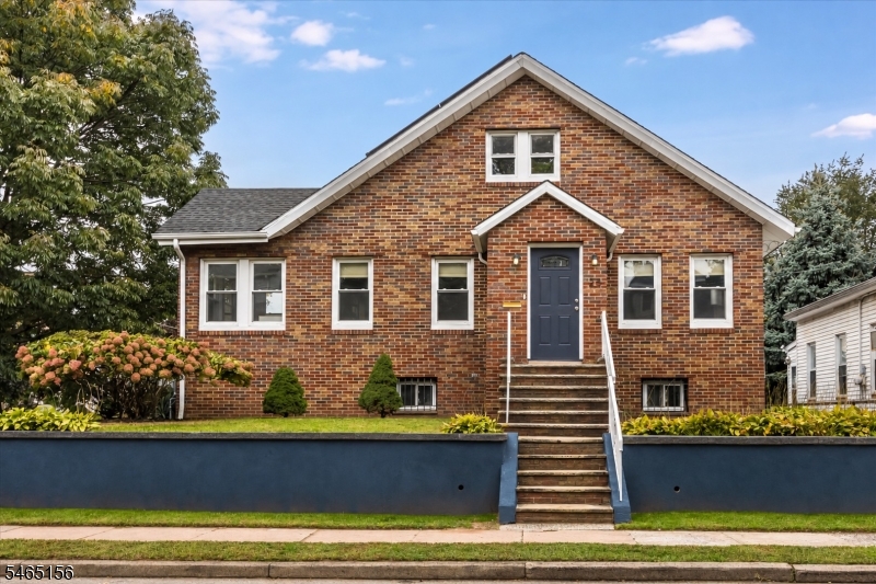 25 Davey Street Bloomfield NJ 07003