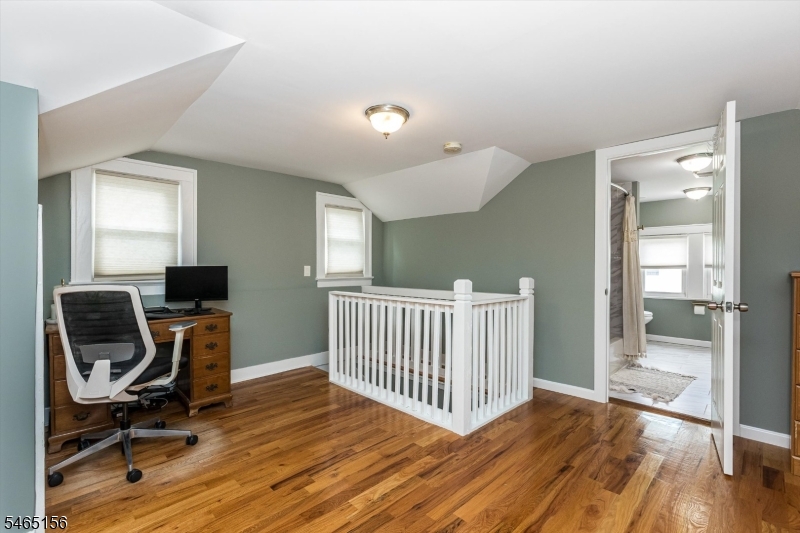 25 Davey Street Bloomfield NJ 07003