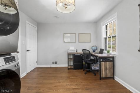 6 Exeter Street Parsippany-troy Hills NJ 07950