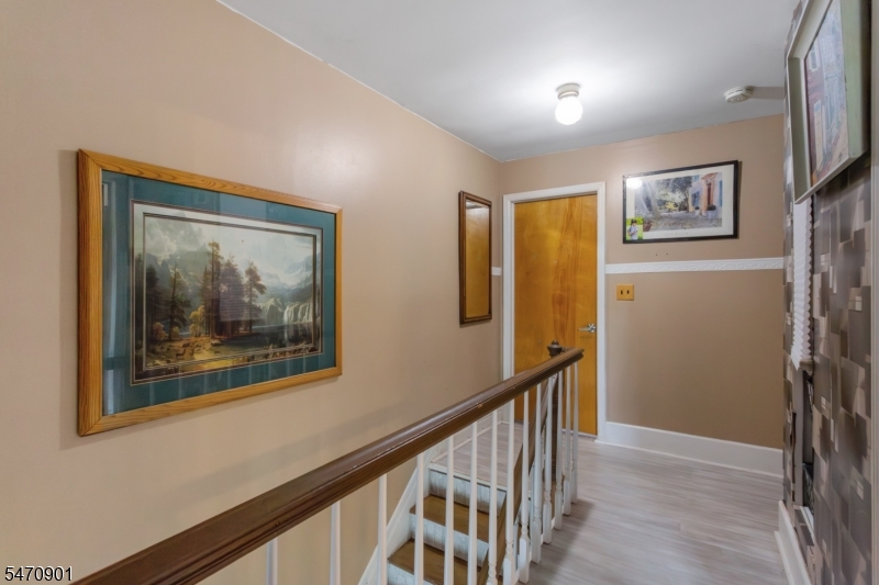 39 Clinton Street Newton NJ 07860