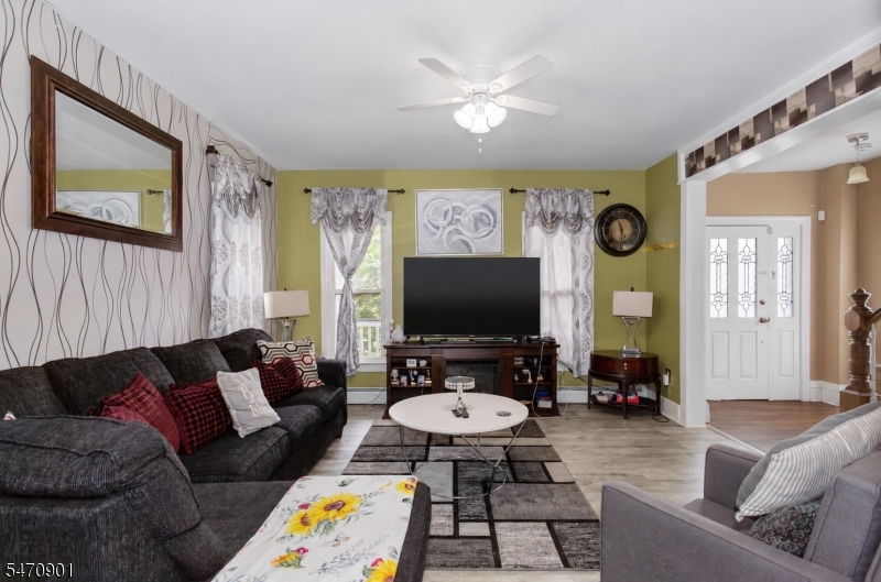 39 Clinton Street Newton NJ 07860