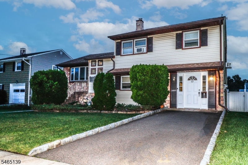 97 Sterling Drive Woodbridge NJ 07067