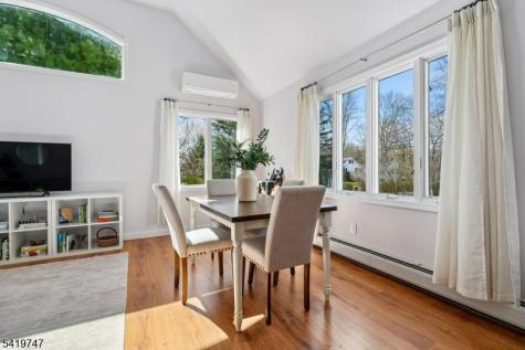81 Mountain Avenue Mendham NJ 07945