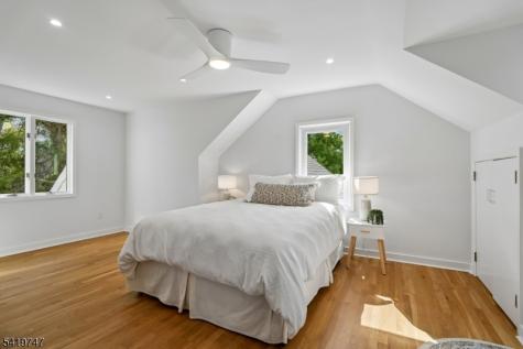 81 Mountain Avenue Mendham NJ 07945