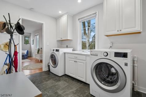 81 Mountain Avenue Mendham NJ 07945
