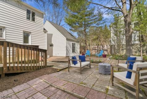 81 Mountain Avenue Mendham NJ 07945