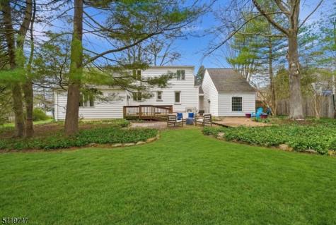 81 Mountain Avenue Mendham NJ 07945