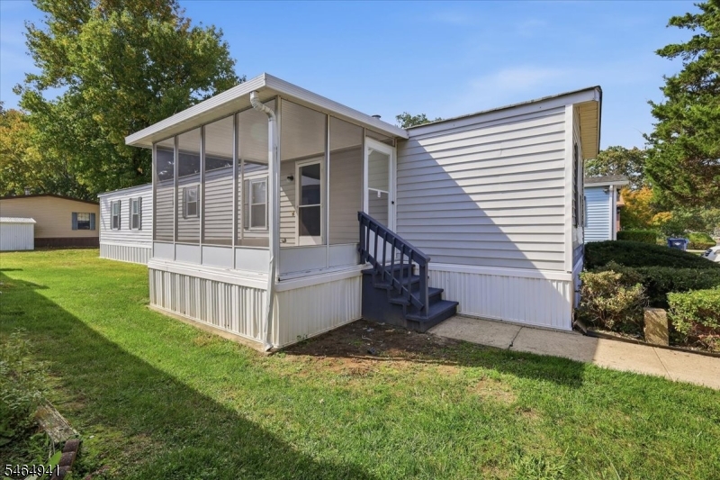44 Longfellow North Brunswick NJ 08902