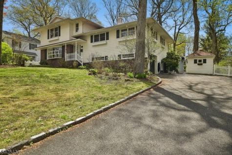 133 Murray Hill Boulevard Berkeley Heights NJ 07974