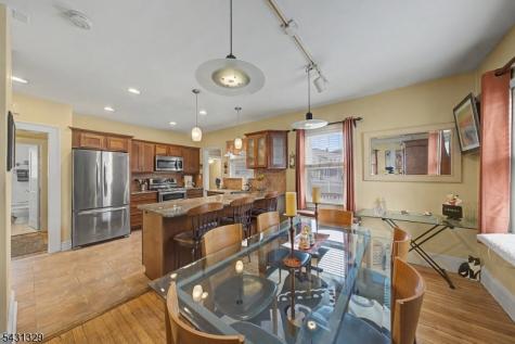 287 Madison Avenue New Milford NJ 07646