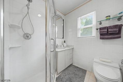 287 Madison Avenue New Milford NJ 07646
