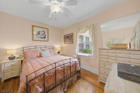 287 Madison Avenue New Milford NJ 07646