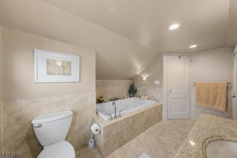 287 Madison Avenue New Milford NJ 07646