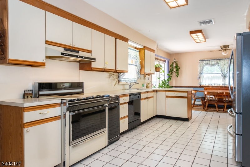 14 Garden Avenue Wharton NJ 07885