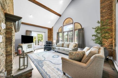 24 W Sunset Road Pequannock NJ 07444