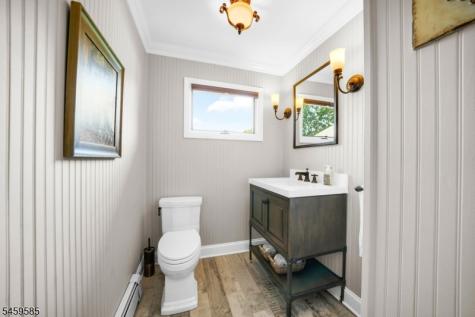 24 W Sunset Road Pequannock NJ 07444