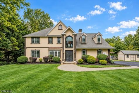 24 W Sunset Road Pequannock NJ 07444