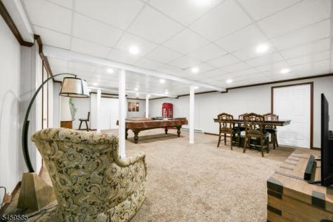 24 W Sunset Road Pequannock NJ 07444