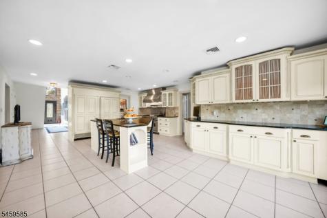 24 W Sunset Road Pequannock NJ 07444