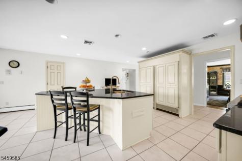 24 W Sunset Road Pequannock NJ 07444