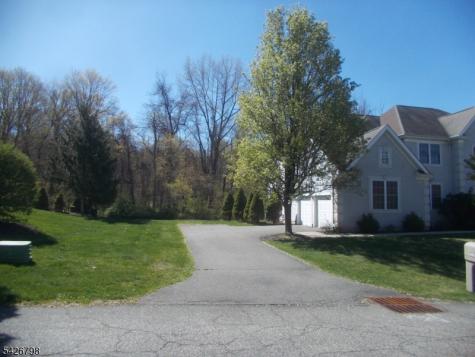 11 Shadow Hill Way Washington NJ 07840