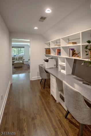 6 Westminster Place Morris NJ 07960