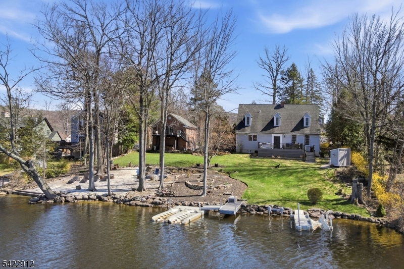173 Point Breeze Drive West Milford NJ 07421