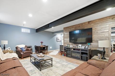 173 Point Breeze Drive West Milford NJ 07421