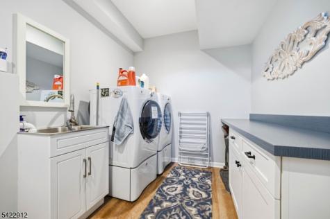 173 Point Breeze Drive West Milford NJ 07421