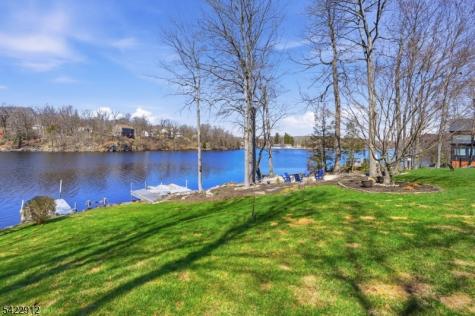 173 Point Breeze Drive West Milford NJ 07421