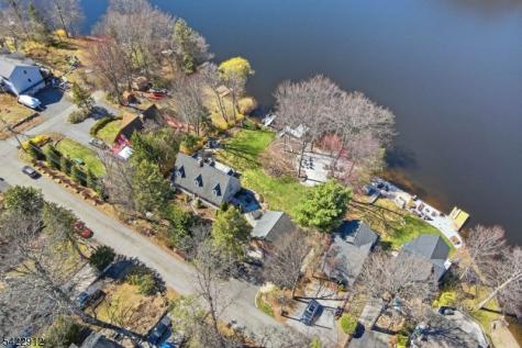 173 Point Breeze Drive West Milford NJ 07421