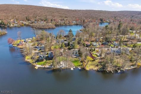173 Point Breeze Drive West Milford NJ 07421