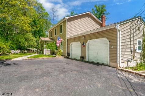 13 Celia Avenue Hopatcong NJ 07874