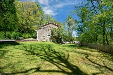 13 Celia Avenue Hopatcong NJ 07874