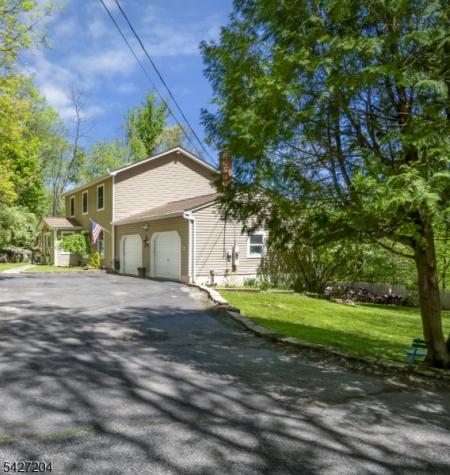 13 Celia Avenue Hopatcong NJ 07874