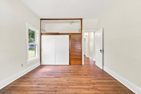 429 Greenwich Street Belvidere NJ 07823