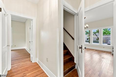 429 Greenwich Street Belvidere NJ 07823