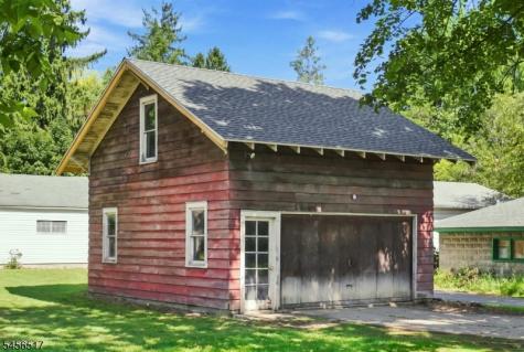 429 Greenwich Street Belvidere NJ 07823