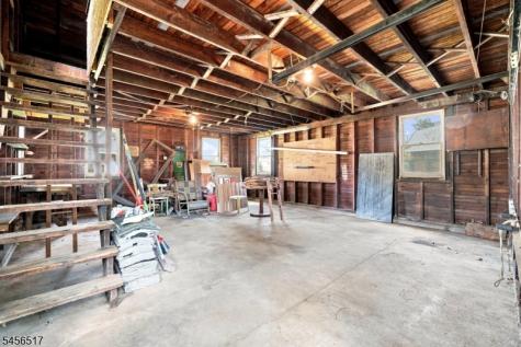 429 Greenwich Street Belvidere NJ 07823